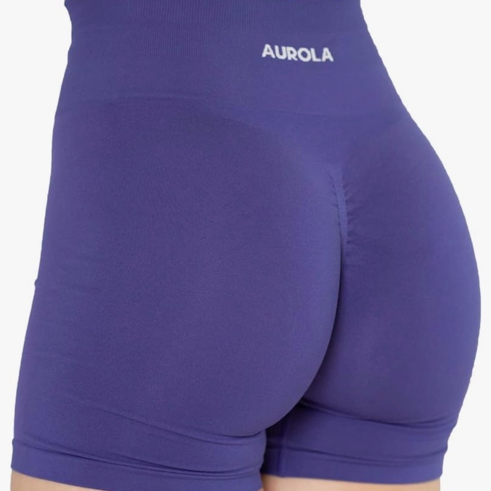 Aurola Intensify Shorts in Very Peri